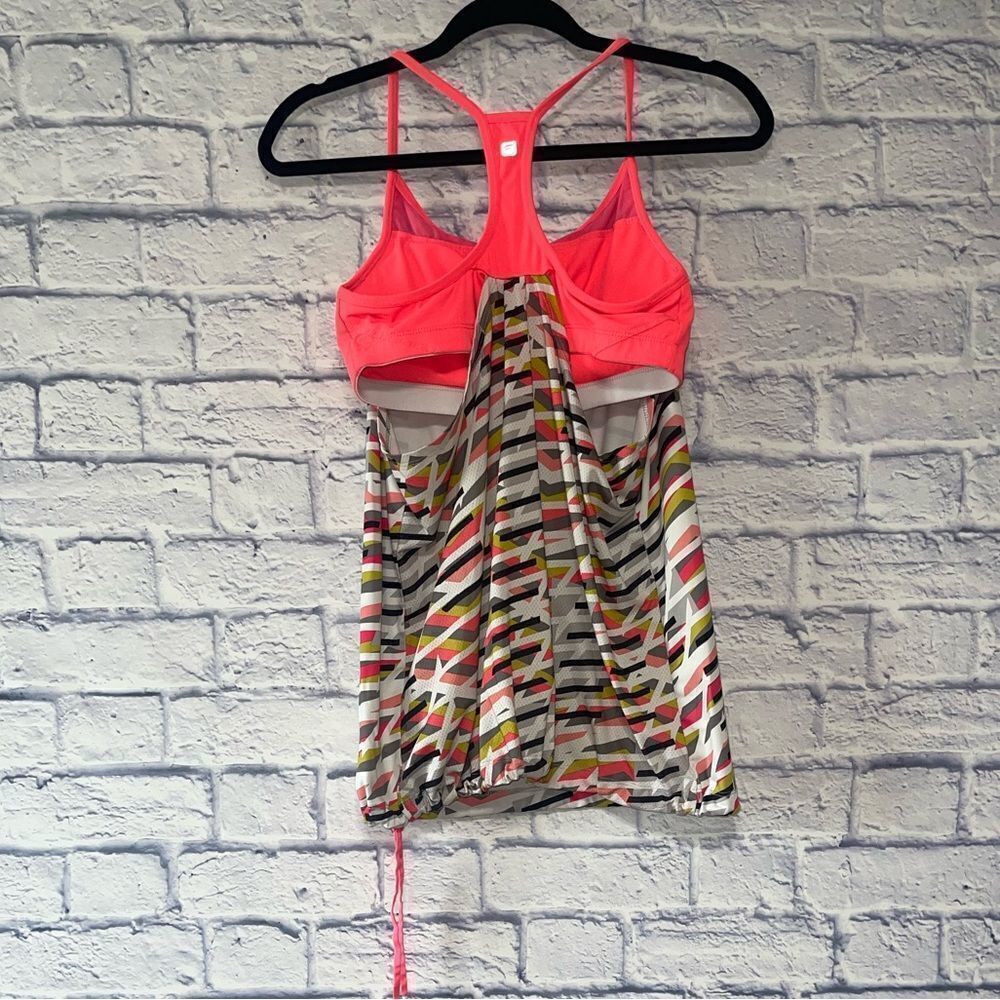 💜 Fabletics norwalk geometric Tank Top - Picture 10 of 14